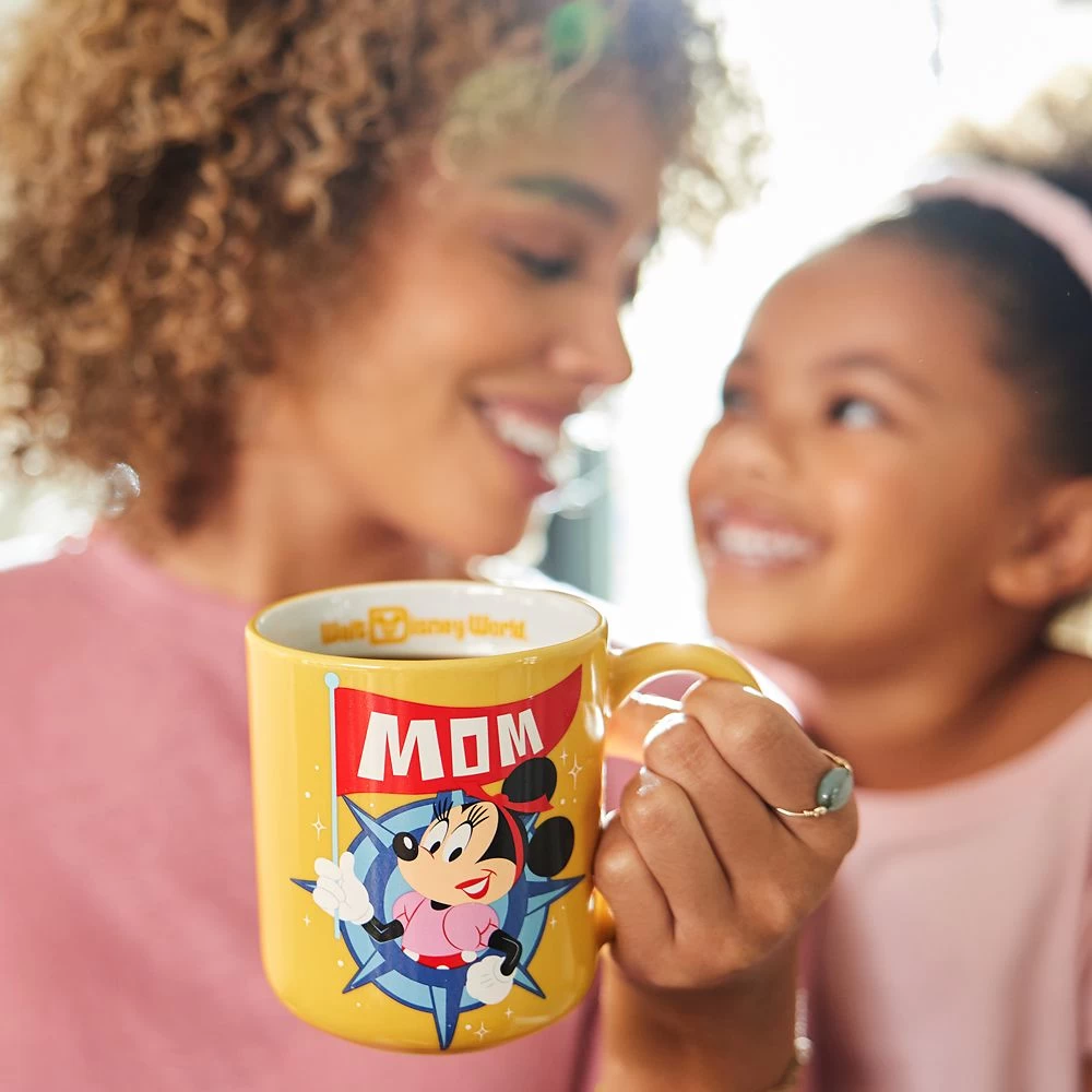 Minnie Mouse ''Mom'' Mug – Walt Disney World 4 Minnie Mouse ''Mom'' Mug – Walt Disney World - Image 2